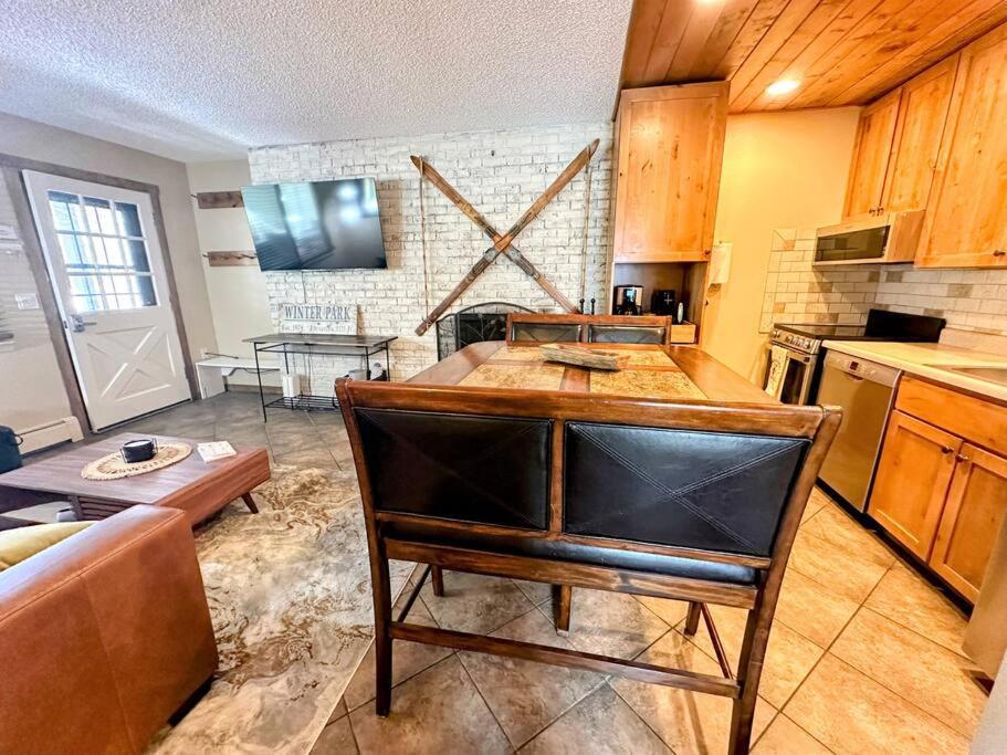 Winter Haus, Winter Park 2 Bedrooms Corner Unit W Outdoor Patio Walking Distance To The Center Of Town 外观 照片